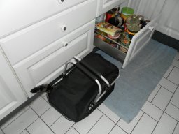 Möchte mal wissen, wo sich die Mira wieder rumtreibt......!! Das ständige Suchen geht mir auf den Keks !!